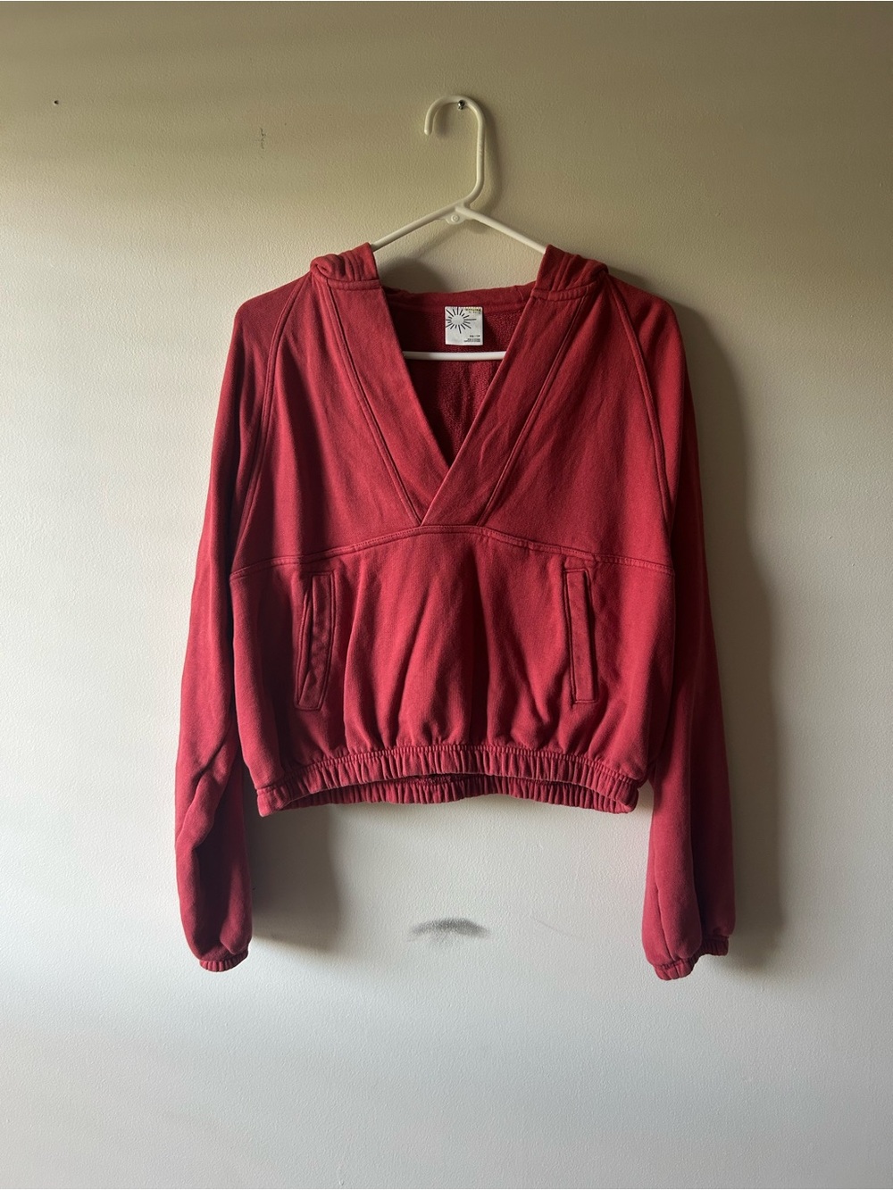 Aerie Offline Red V-Neck Hooded Pullover Top Women’s Size XS